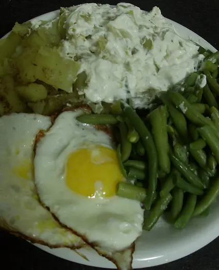 Kartoffel und Quark mit Bohnen