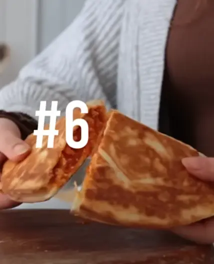 Cheesy tofu quesedilla