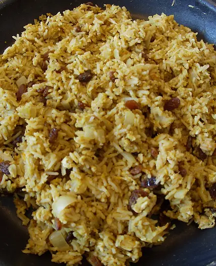 Bananen-Bratreis mit Curry