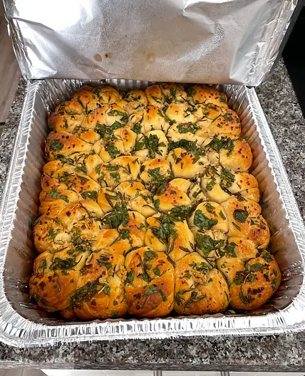 Garlic knots
