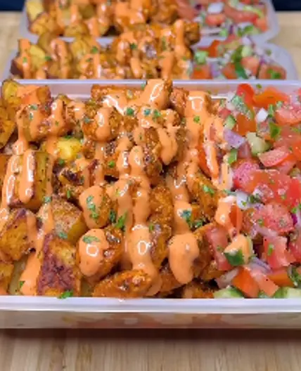 High Protein Buffalo Chicken Potato Bowls