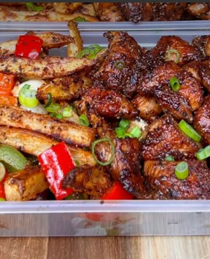 Crispy Salt N Pepper Chicken & Chips - 436 Calories