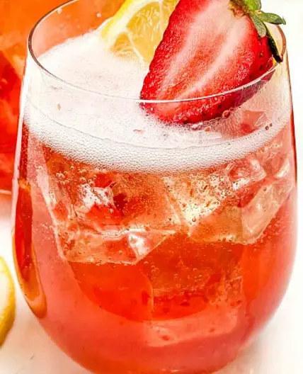 Strawberry Limoncello Spritz