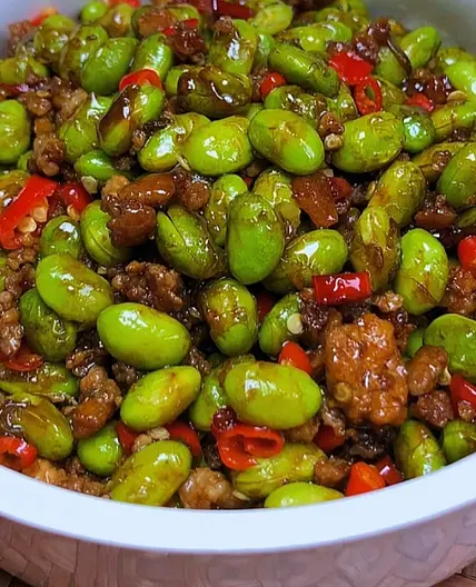 肉末炒毛豆