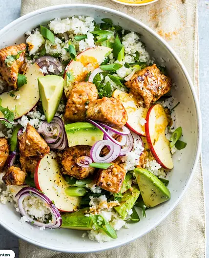 Tandoorikip met bloemkoolcouscous