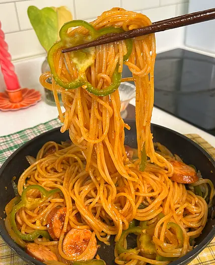 20-Min Naporitan Pasta