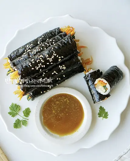 꼬마김밥 맛있게 싸는법