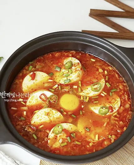 저녁메뉴 간단한 순두부찌개 만들기