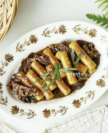 아이 간식메뉴 짜장떡볶이 레시피