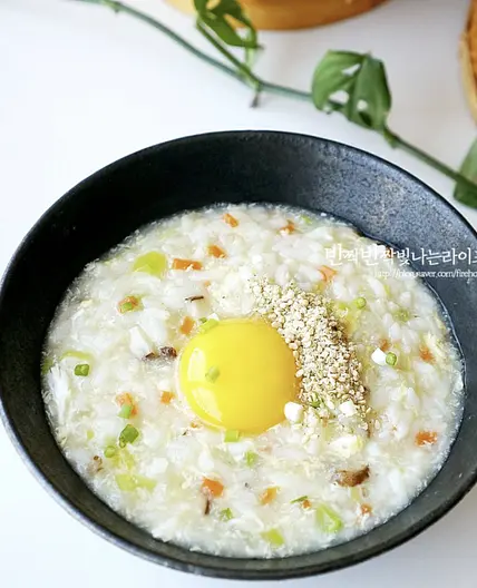 부담없는 계란죽 끓이는법