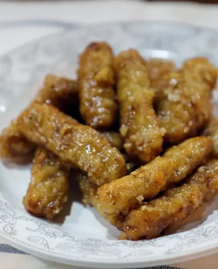 남은 탕수육으로 간장치킨맛 탕수육으로 바꿔 보세요.