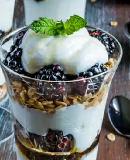 Snacks 2A Fruit Parfait