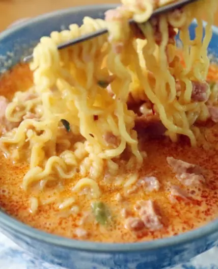 땅콩버터 없는 신라면 탄탄면