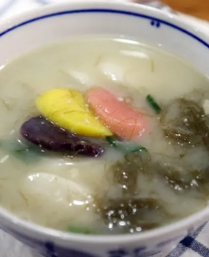 바다의 숲 마른 감태로 감태떡국 끓여 보세요.