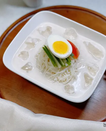 두부가 들어가 진하고 고소한 백종원 콩국수 만드는법
