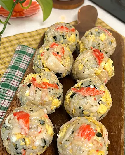 Delicious Crab & Egg Rice Balls