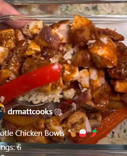 Chipotle Chicken Bowls