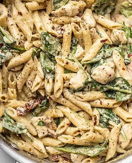 One-Pot Creamy Pesto Chicken Pasta