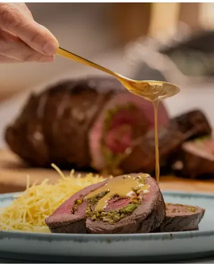 Rolo de Alcatra com Pistácios