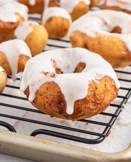 Cinnamon Roll Protein Donuts