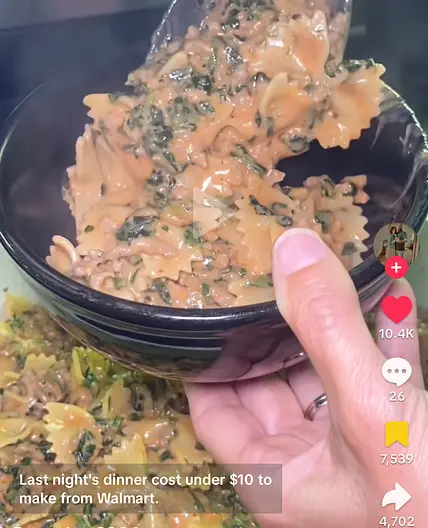 Spinach and sausage pasta by ReneeLee2006 on tiktok