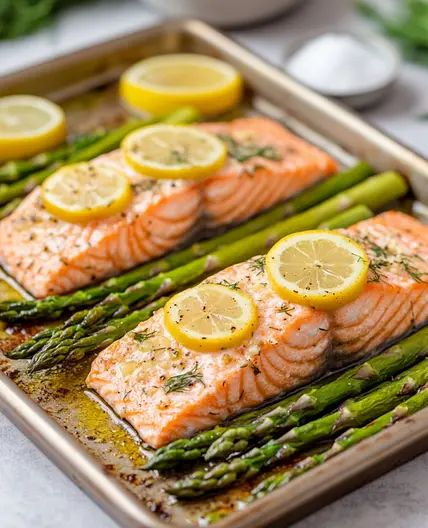 Keto Baked Salmon with Asparagus