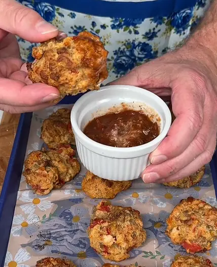 Cheddar Bay Biscuit Taco Bites