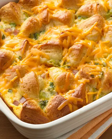 Cheesy Ham and Egg Bubble-Up Bake