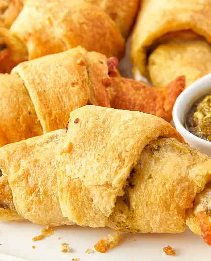 Air Fryer Turkey Pesto Crescent Rolls