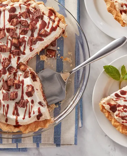 Reese’s™ Peanut Butter Pie