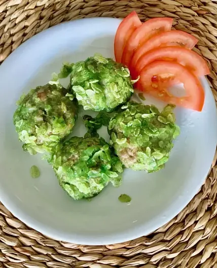 Vietnamese Green Rice Meatballs