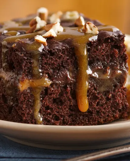 Chocolate Turtle Cake