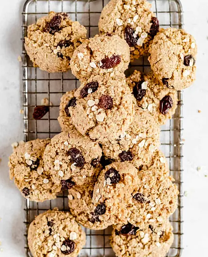 Gluten-Free Chewy Oatmeal Raisin Cookies