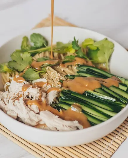 Cold Sesame Noodles with Shredded Chicken