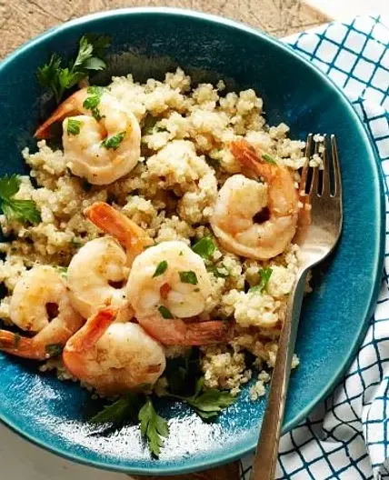 Healthy Garlic Prawns and Quinoa