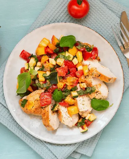 Hähnchenbrust mit Nektarinen-Tomaten-Salsa