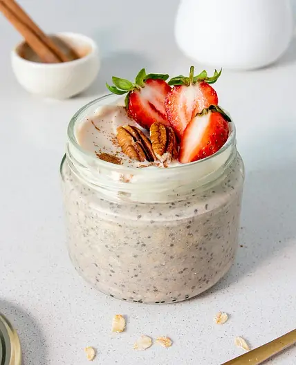 Christmas Gingerbread Overnight Oats
