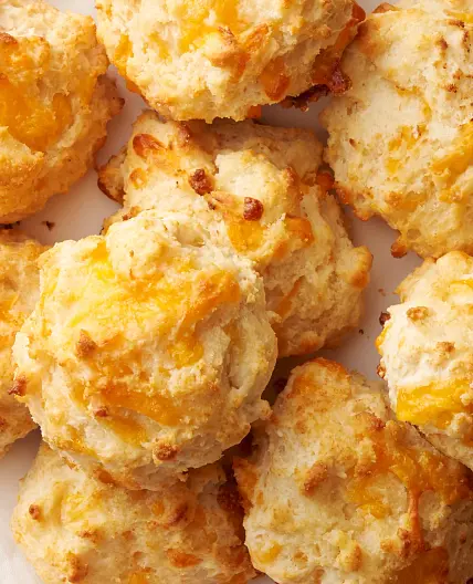 Cheese-Garlic Biscuits