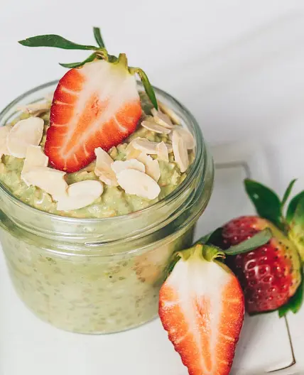 Strawberry Matcha Overnight Oats