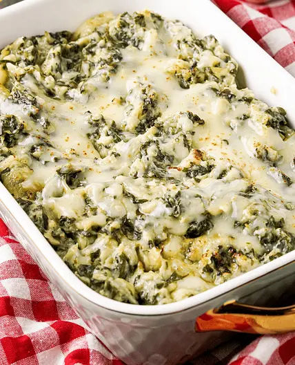 Healthy Spinach Artichoke Dip