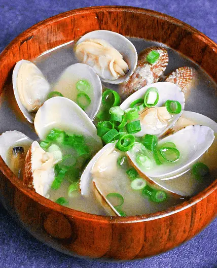 Japanese Clam Miso Soup (Asari no Miso Shiru)
