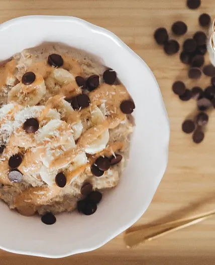 Healthy Banana Almond Oatmeal