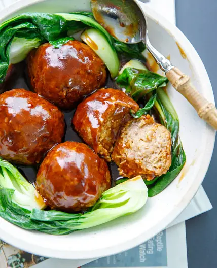 Lion's Head Meatballs