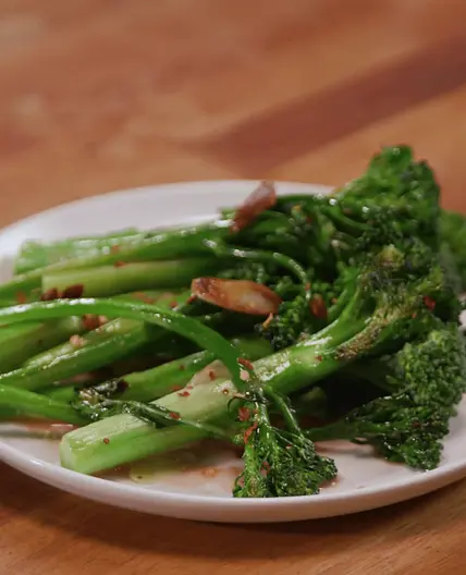 Broccolini with Garlic and Vinegar