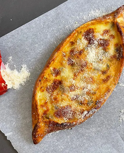 Chicken and Mushroom Pide