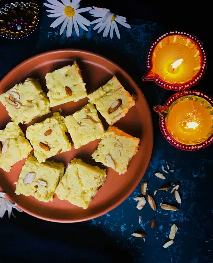 Milk Barfi (Milk Powder Burfi)