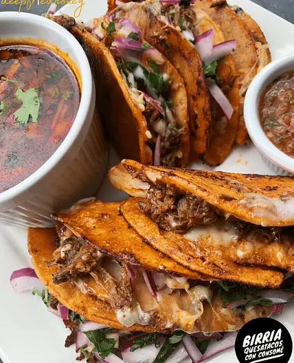 Birria Quesatacos Con Consomé