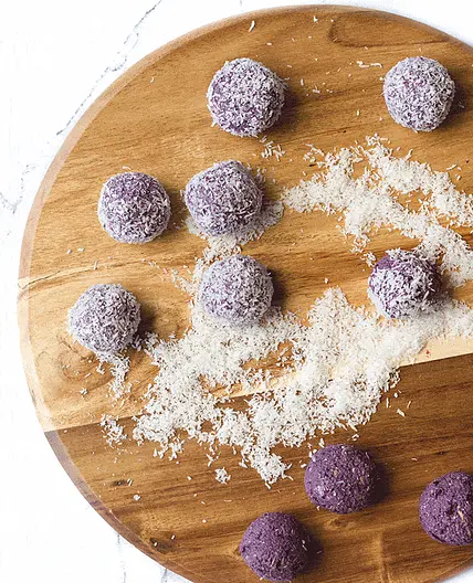Blueberry Breakfast Balls