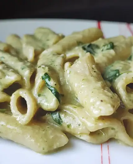 15 min. Pasta With Wild Garlic Pesto