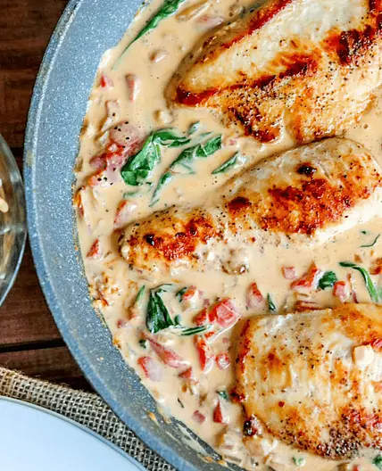 Creamy Mediterranean Chicken Skillet